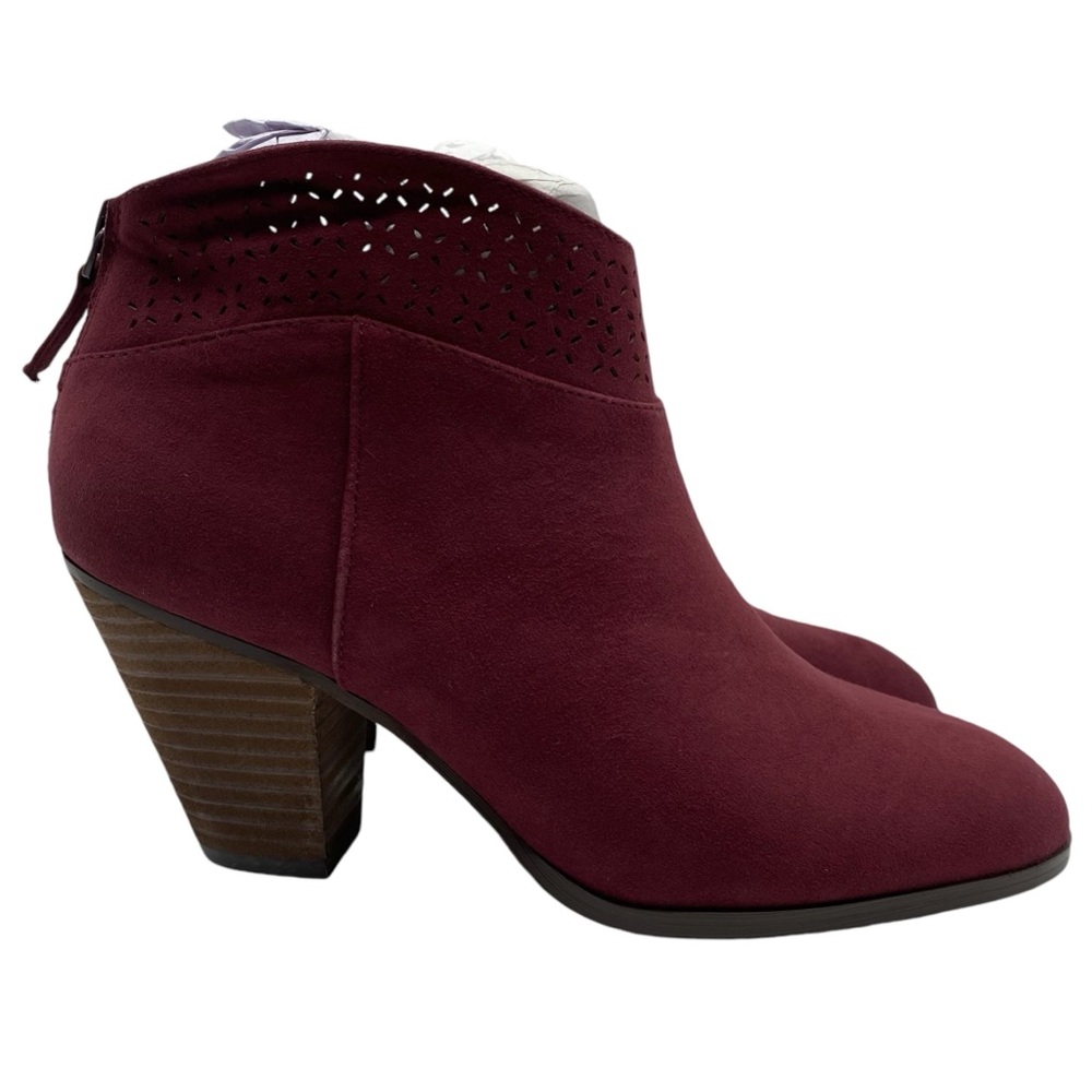 Violet & Red Womens Boots Jackson Booties Burgundy Red Heeled Ankle Vegan New - Picture 2 of 9